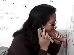 Gloryhole нооруз майрамы үчүн азиаточка